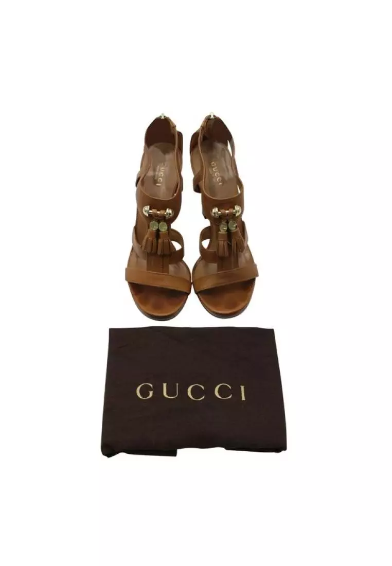 Tan on sale gucci sandals