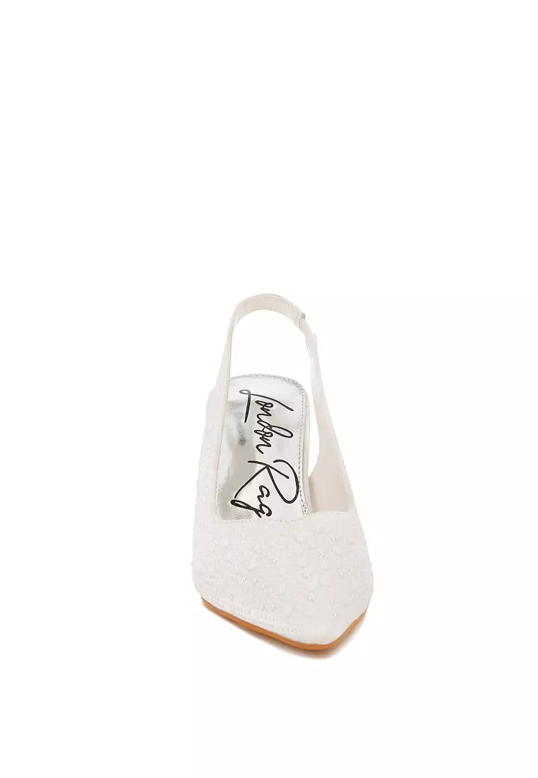 Sandal Slingback Mutiara Satin Mewah dalam Warna Putih