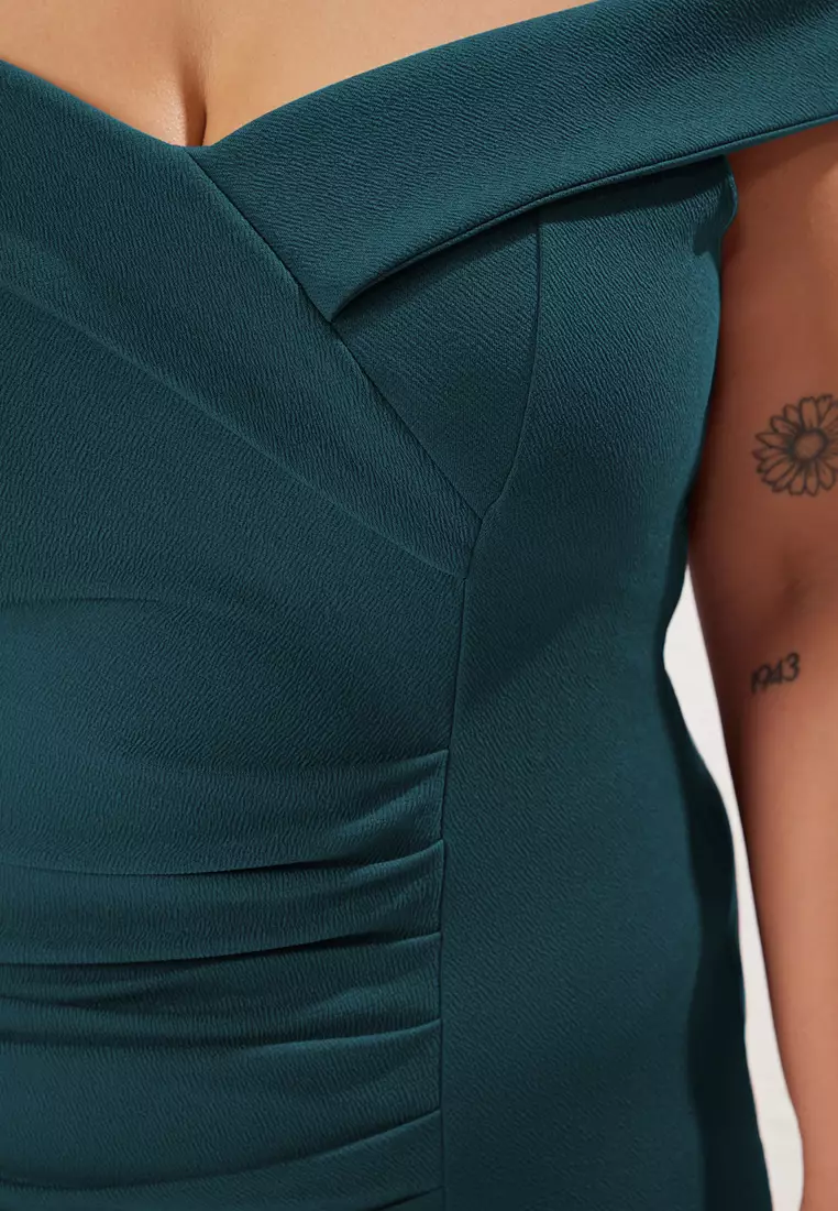 Emerald Green Bodycon Shirred Detail Knitted Plus Size Dress Tbbaw23Ah00185