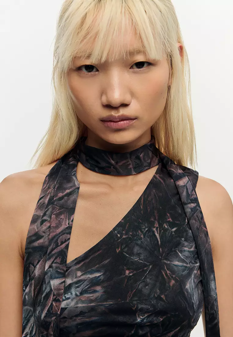 FITTED ASYMMETRICAL TOP