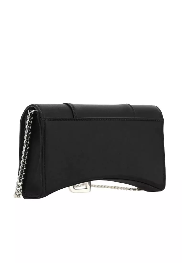 Hourglass Bb Monogram Chain Wallet in Black