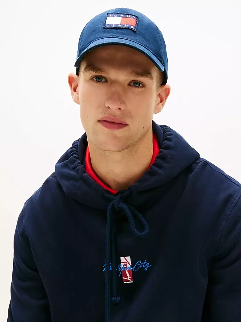 Tommy Hilfiger - Wavy Logo Washed Twill Baseball Cap