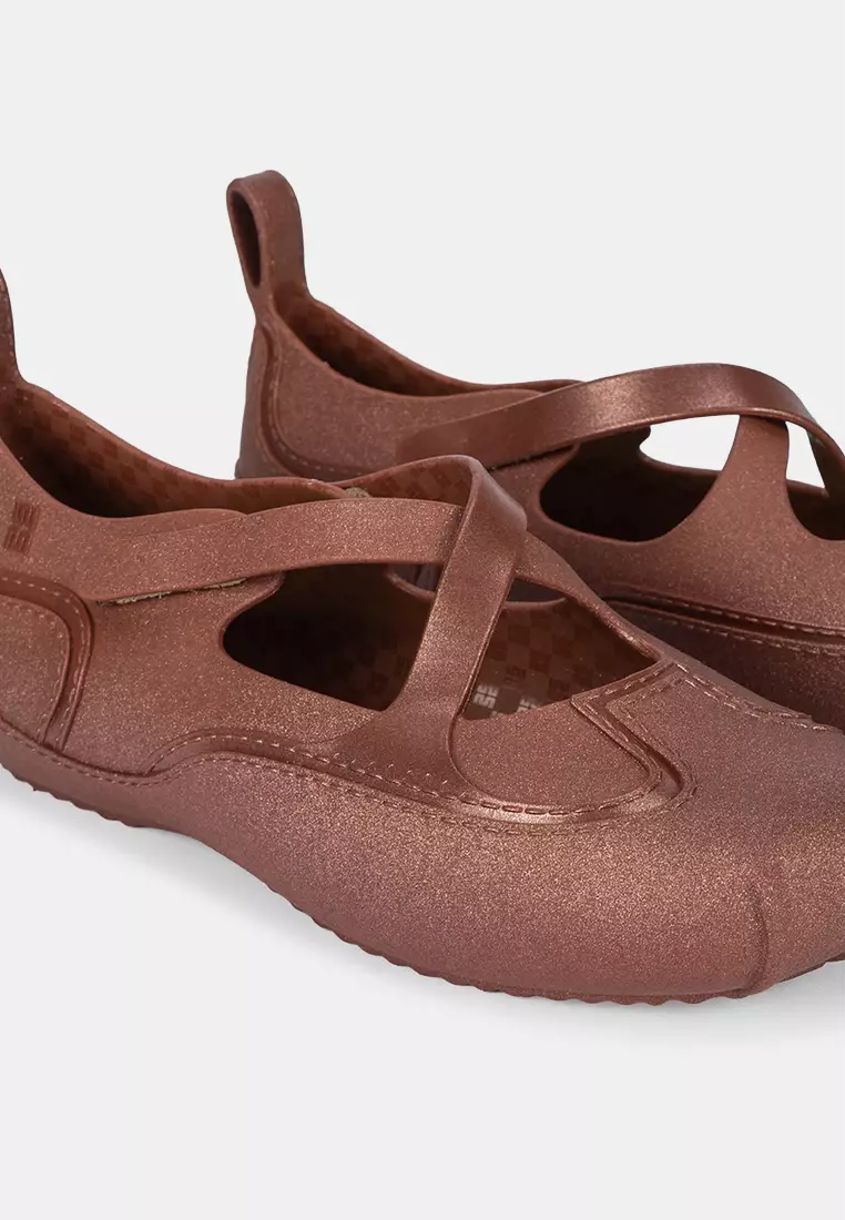 Aira Flats