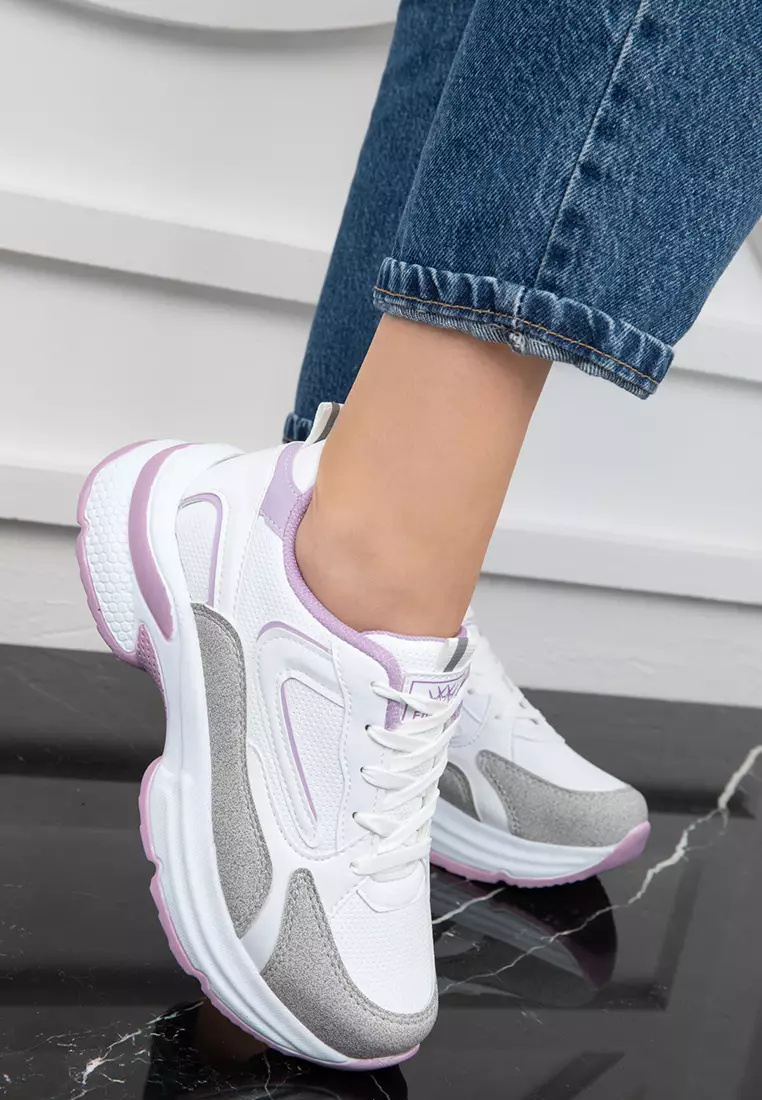 Casual Sneakers