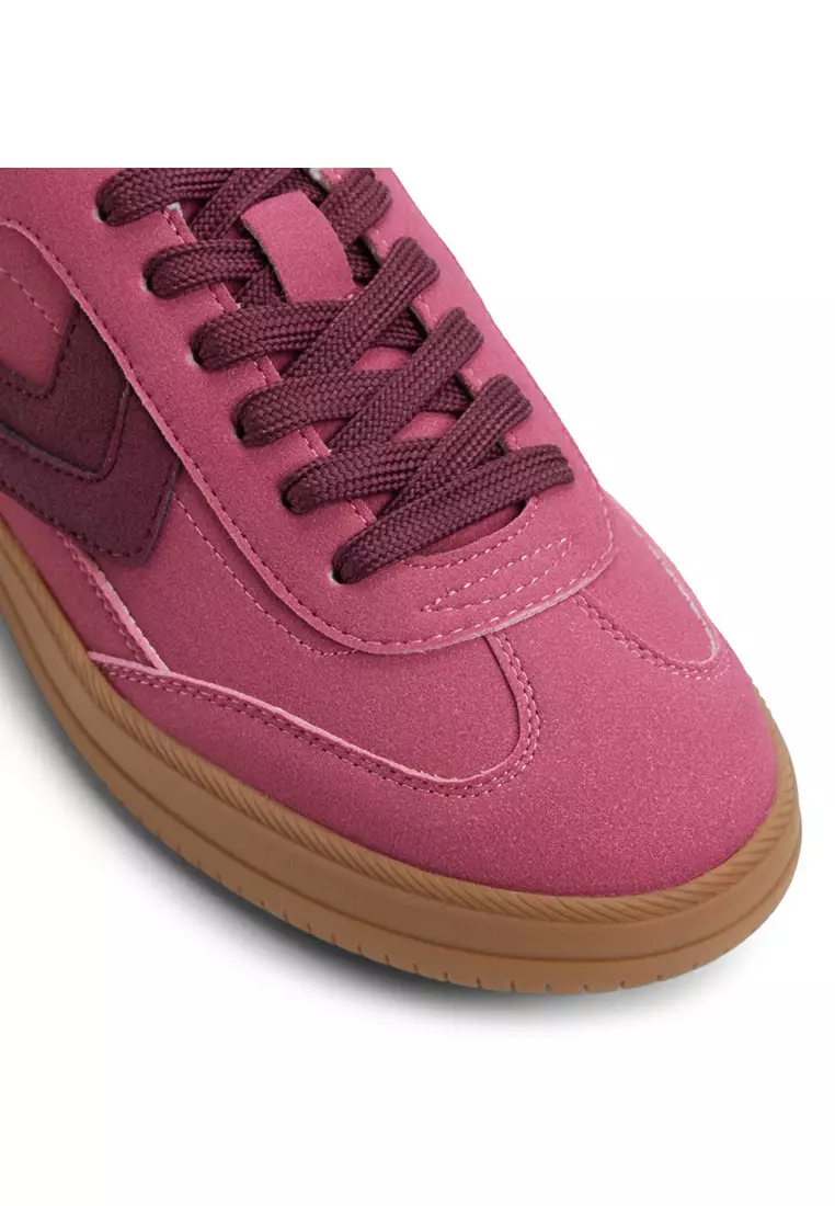 Salome Low-Top Sneakers