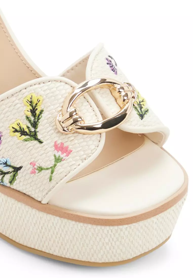 Carrabririel Wedges
