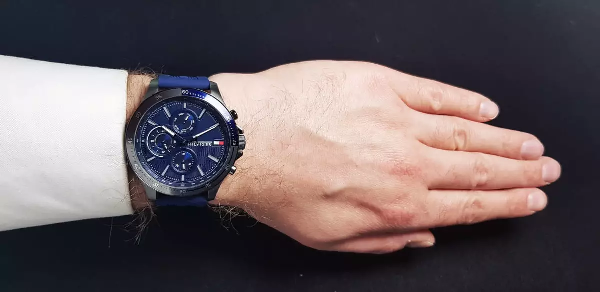 Tommy Hilfiger Bank Blue Dial Blue Rubber Strap