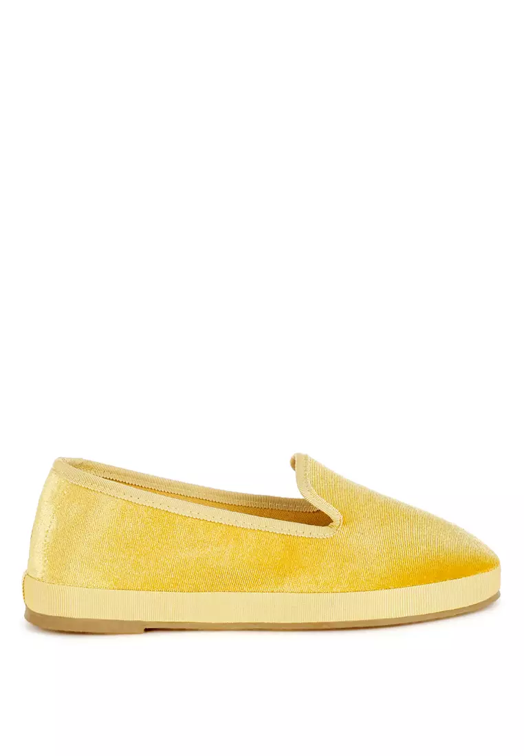 Discount on London Rag  shoes - SKU: Velvet Round Toe Slip-On Sneakers in Light Yellow