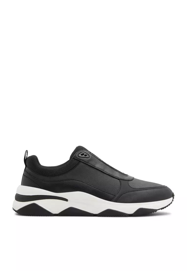 Zalora sneakers shop