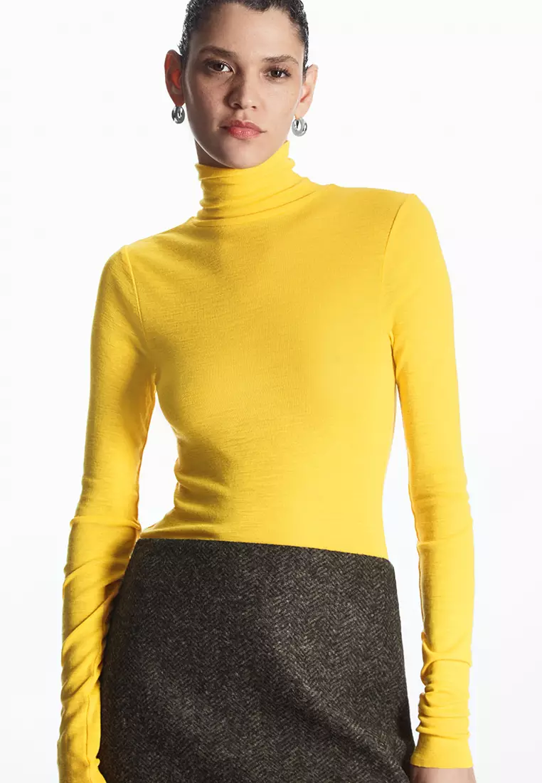 Slim Fit Merino Wool Turtleneck Top