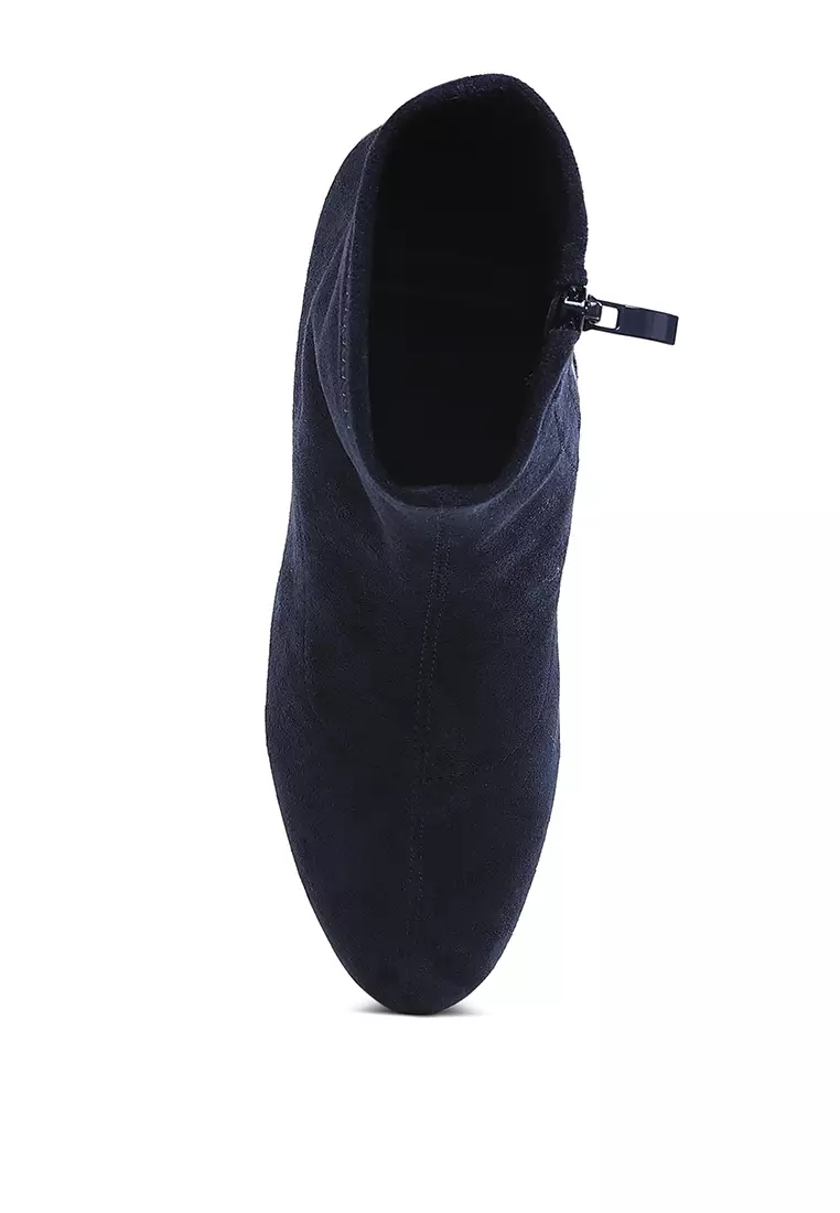 Sepatu bot hak blok berhias berlian imitasi warna biru tua