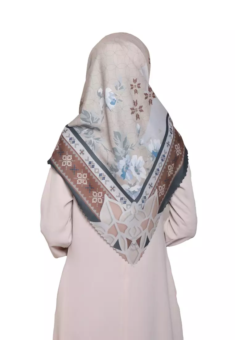 Jual Novella Scarves QINTHARA IN BLUE, NOVELLA SCARF (Voal Premium ...