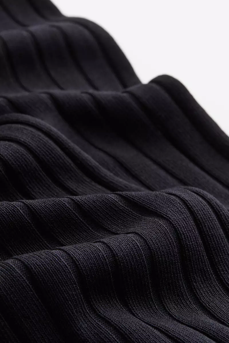 Rib-knit trousers