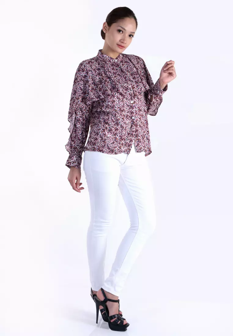 Flowery Chest Flare Blouse