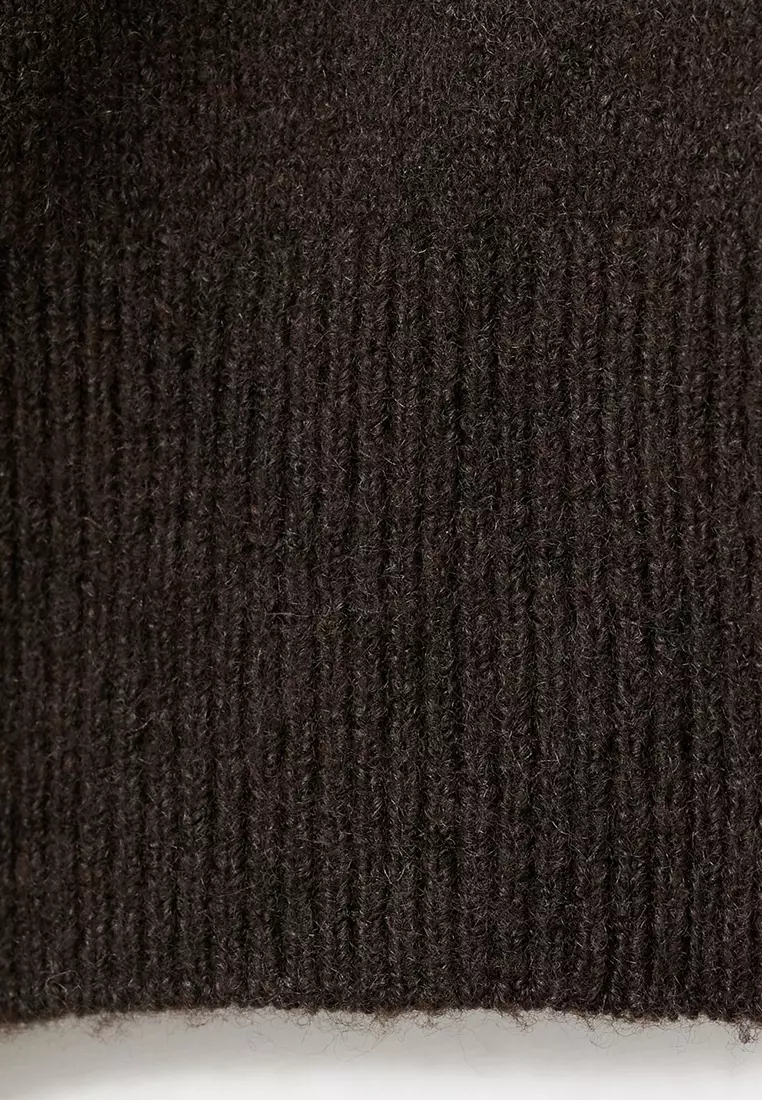 V-Neck Knitted Cardigan