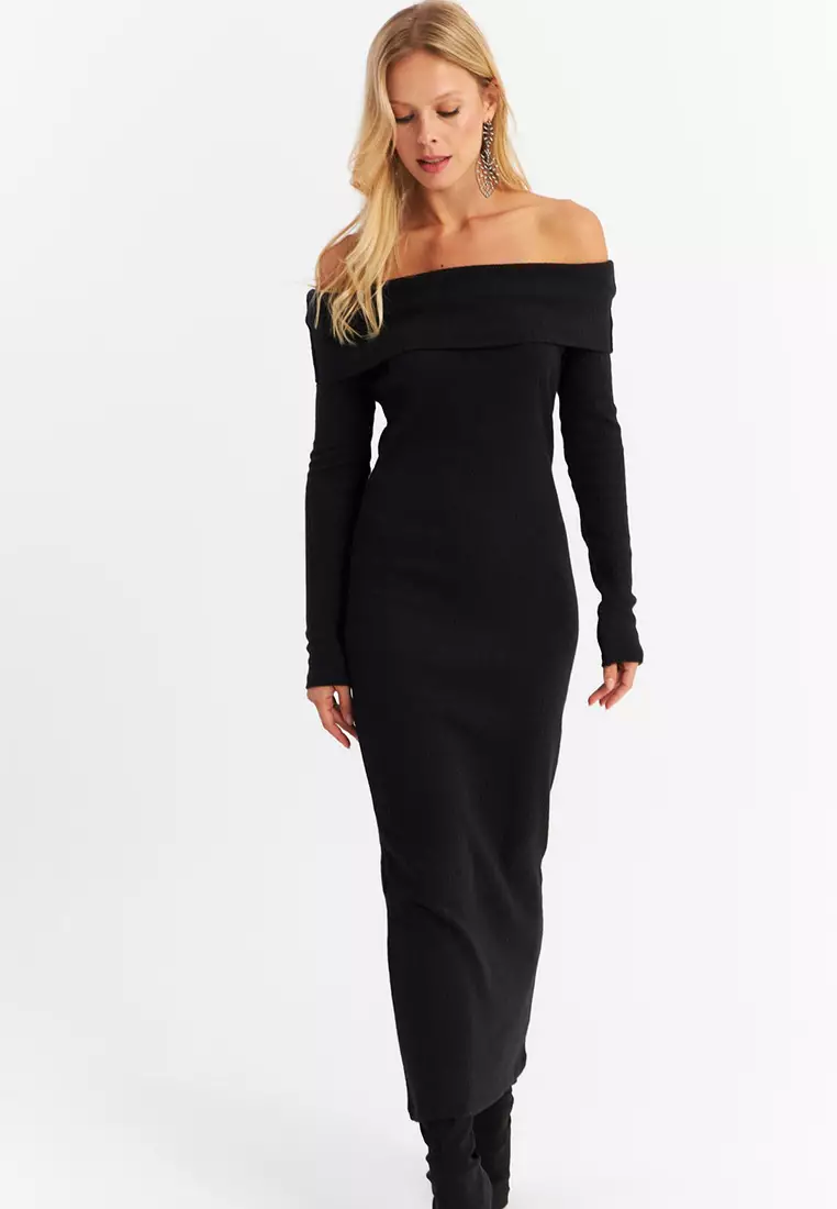 Off Shoulder Maxi Dress