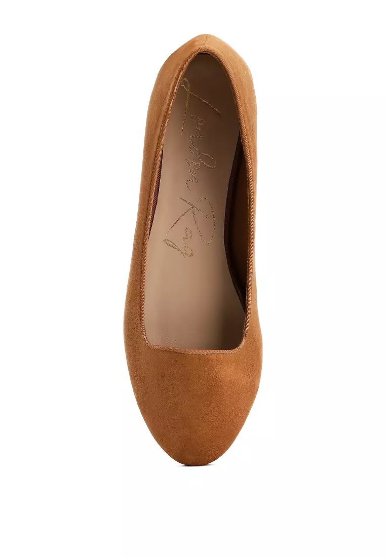 Balerina Datar Kasual Tan