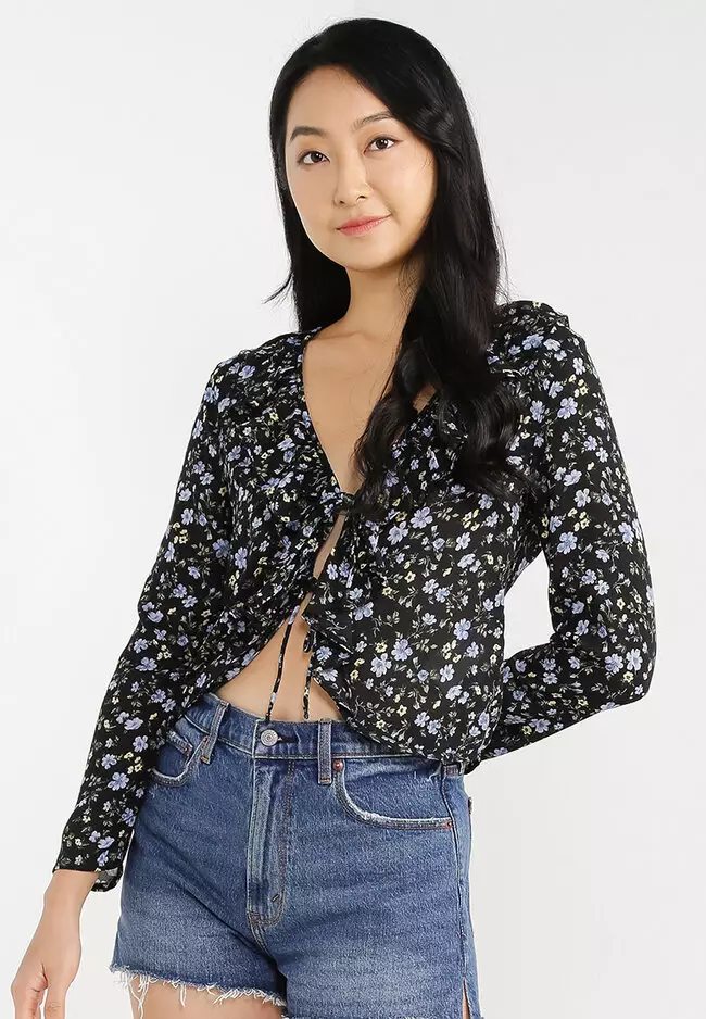 Ruffle tie hotsell front top