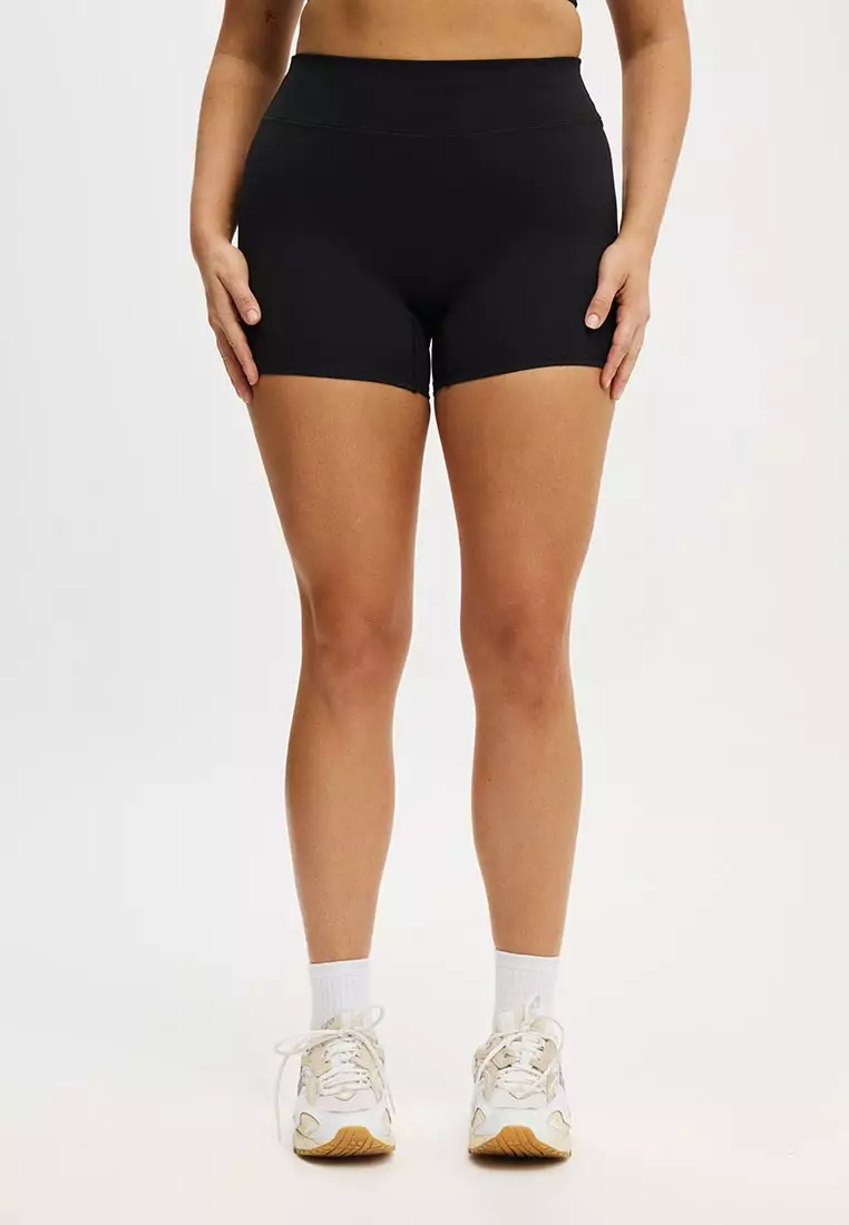 Ultra Soft Invisible Scrunch Shortie Short