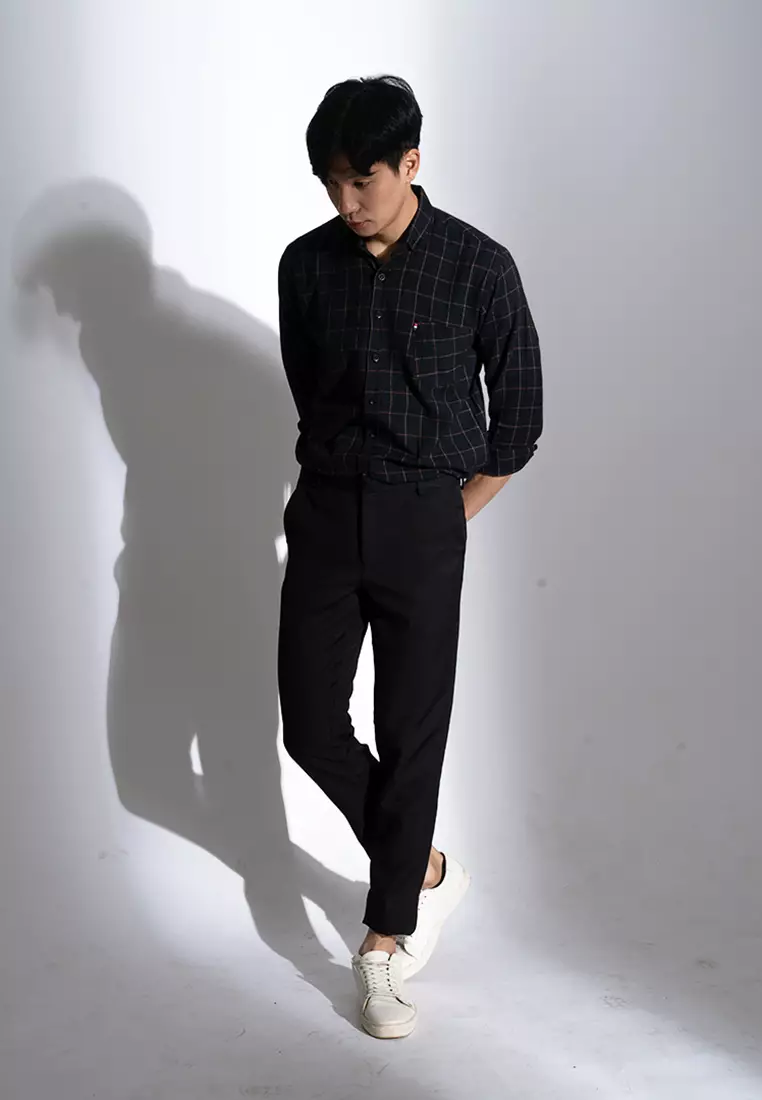 Kemeja panjang pria formal slim fit hitam kotak cokelat houseofcuff