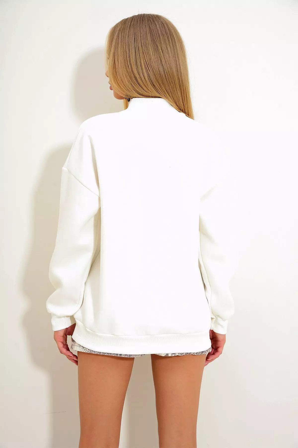 Turtleneck Sweatshirt