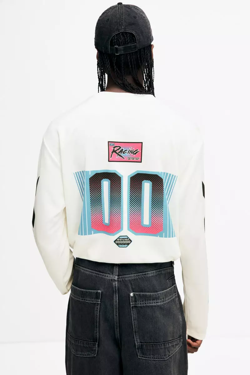 Loose Fit Long-sleeved mesh top