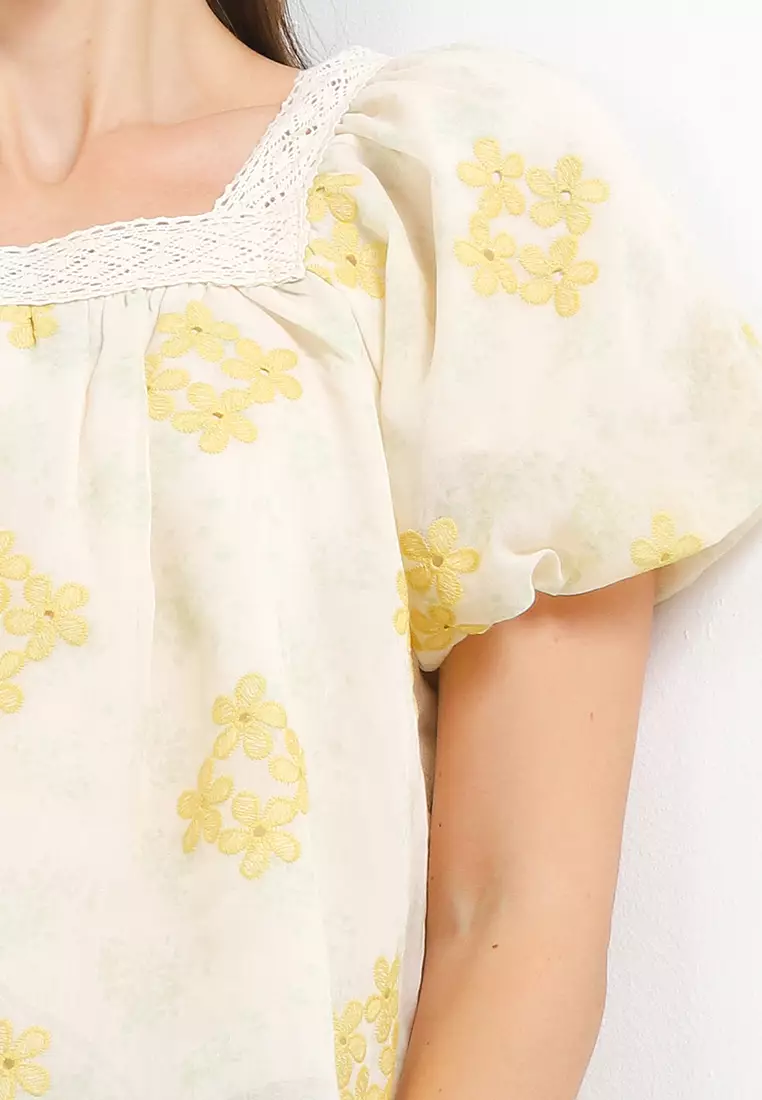 Puff S/S  Square Neckline Blouse