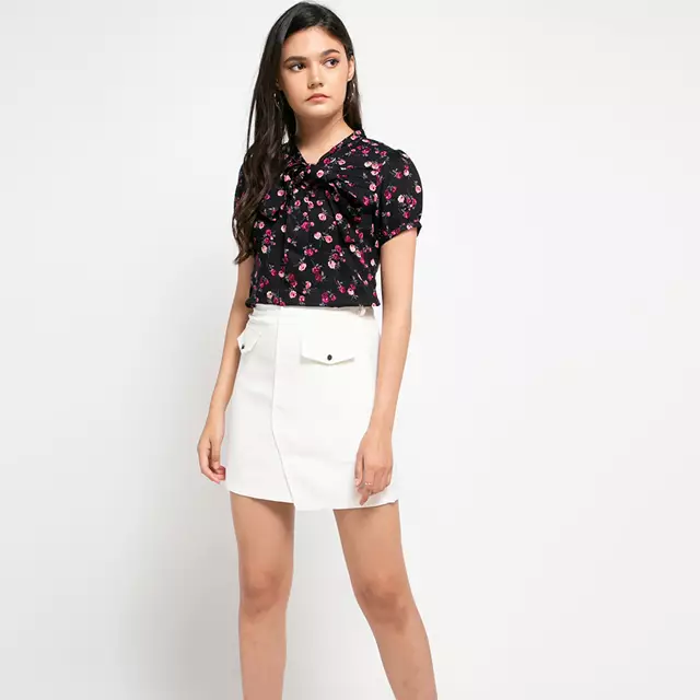 Sophistix Tini Blouse in Black