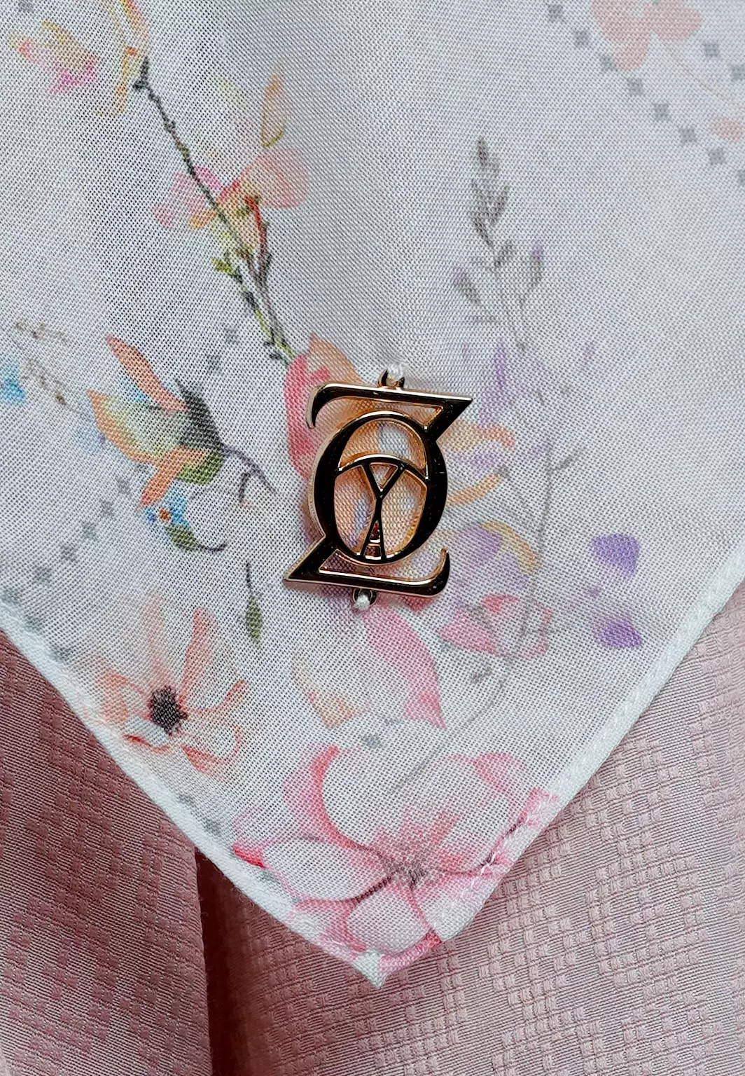 VIOLA Scarf Offwhite - Kerudung Hijab Segiempat Motif With BOX - Bahan Nesla - Ukuran 115x115