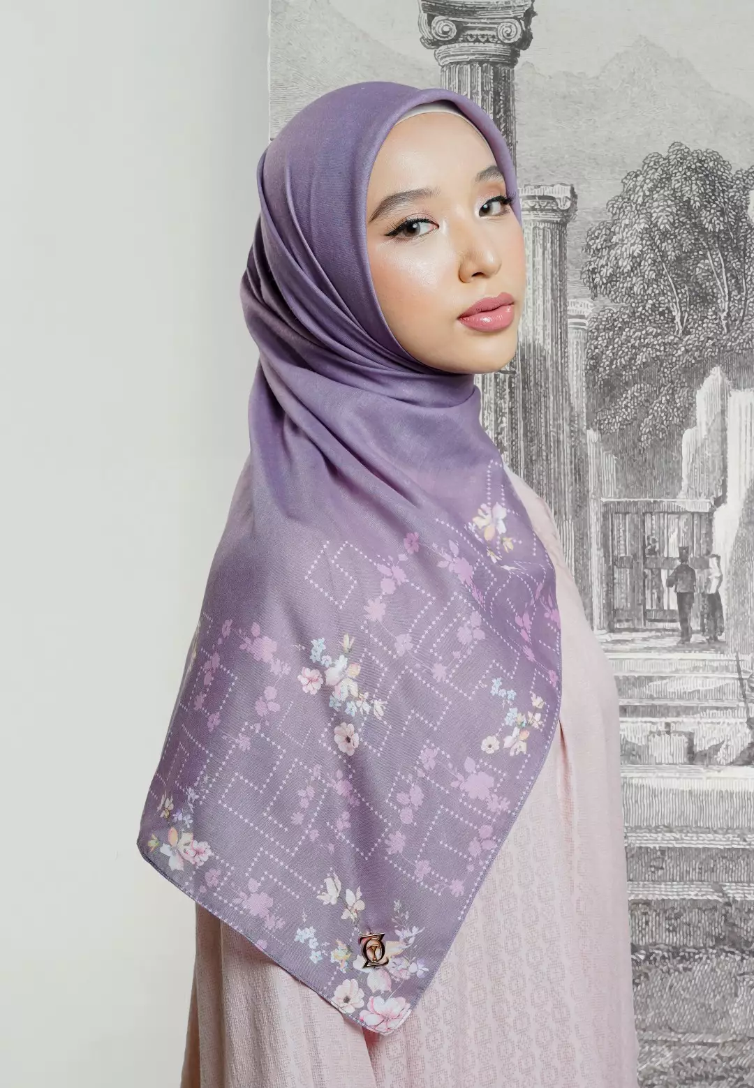 VIOLA Scarf Mauve - Kerudung Hijab Segiempat Motif With BOX - Bahan Nesla - Ukuran 115x115