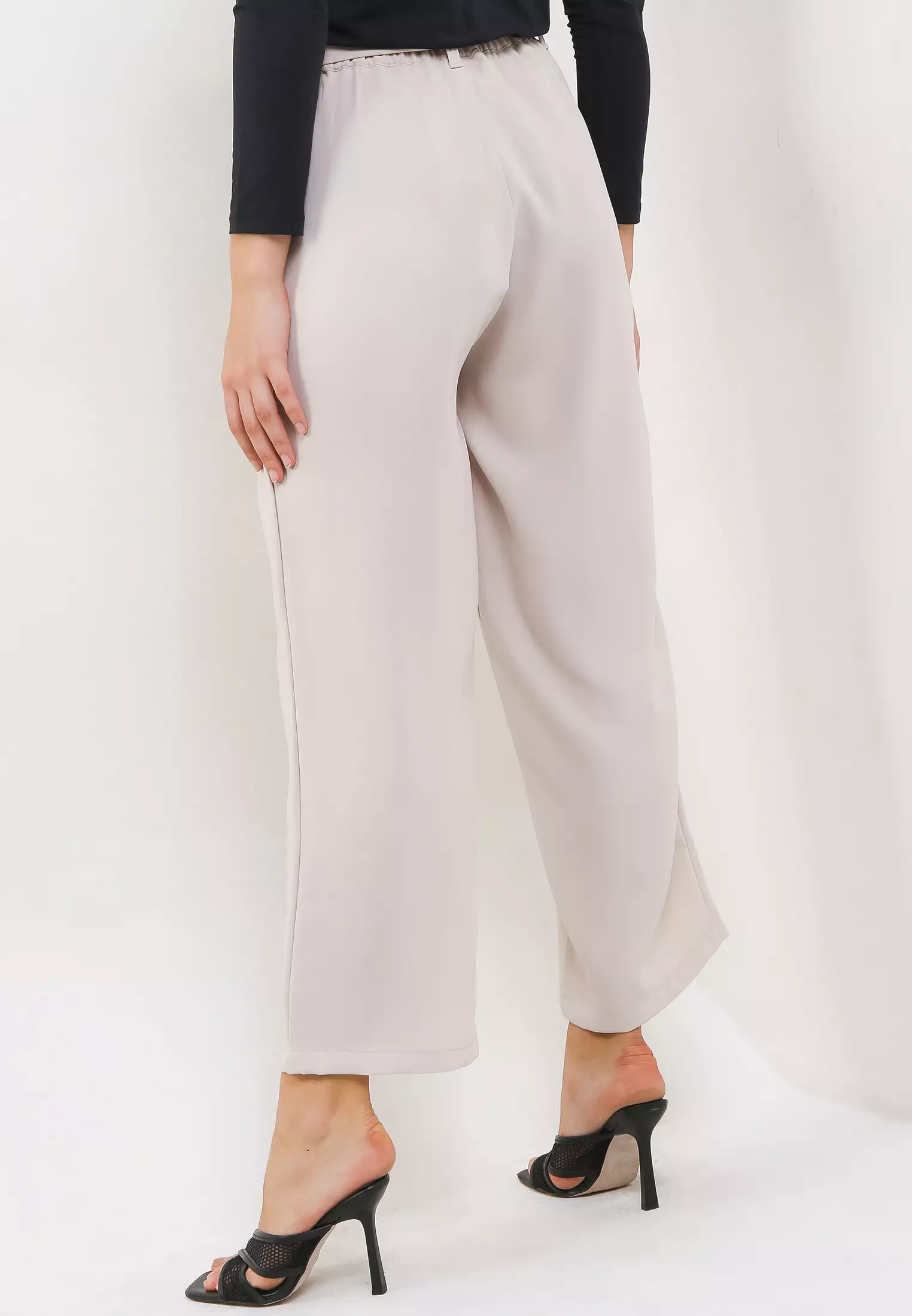 MFMW Uum Celana Panjang Kulot Cream