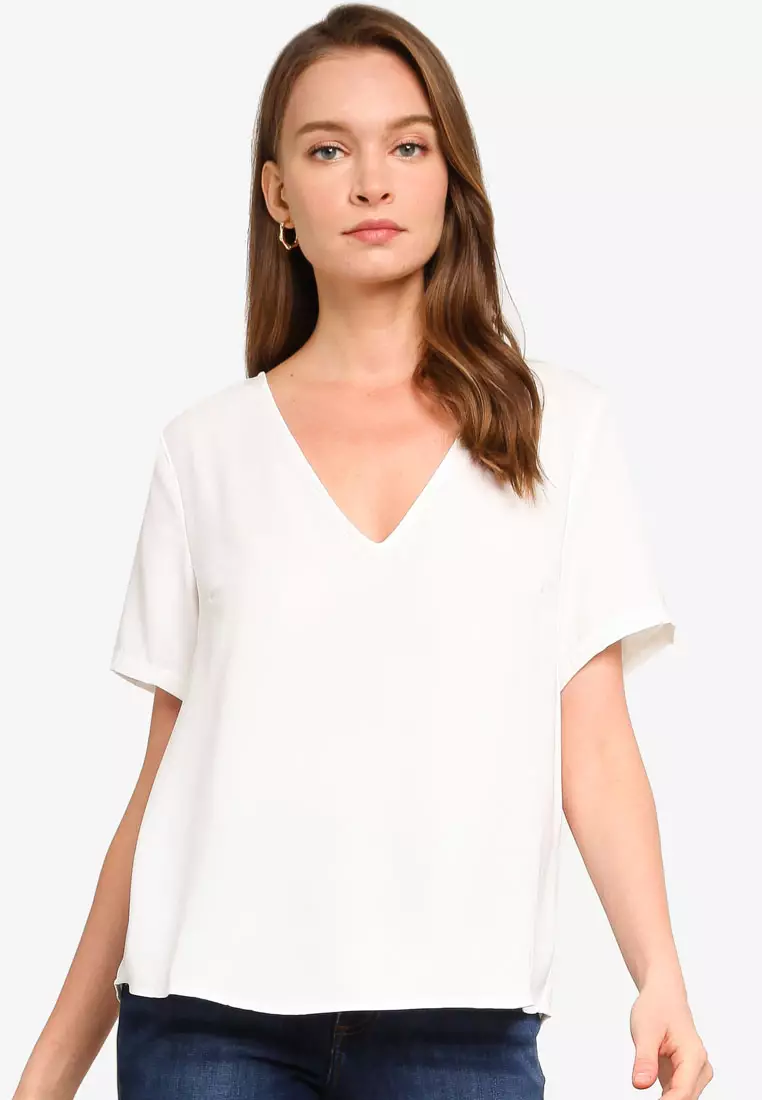 Lee V Neck Tee