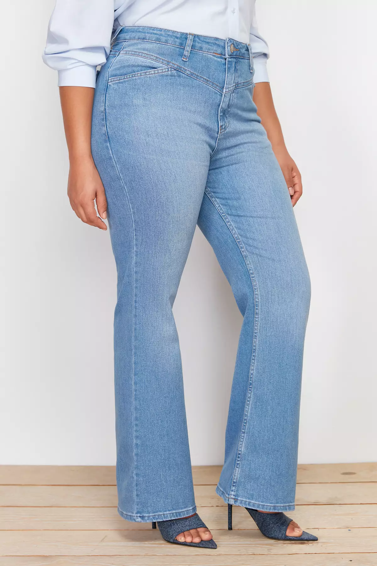 High Waist Comfort Stitch Detail Spanish Leg Flare Fit Jeans