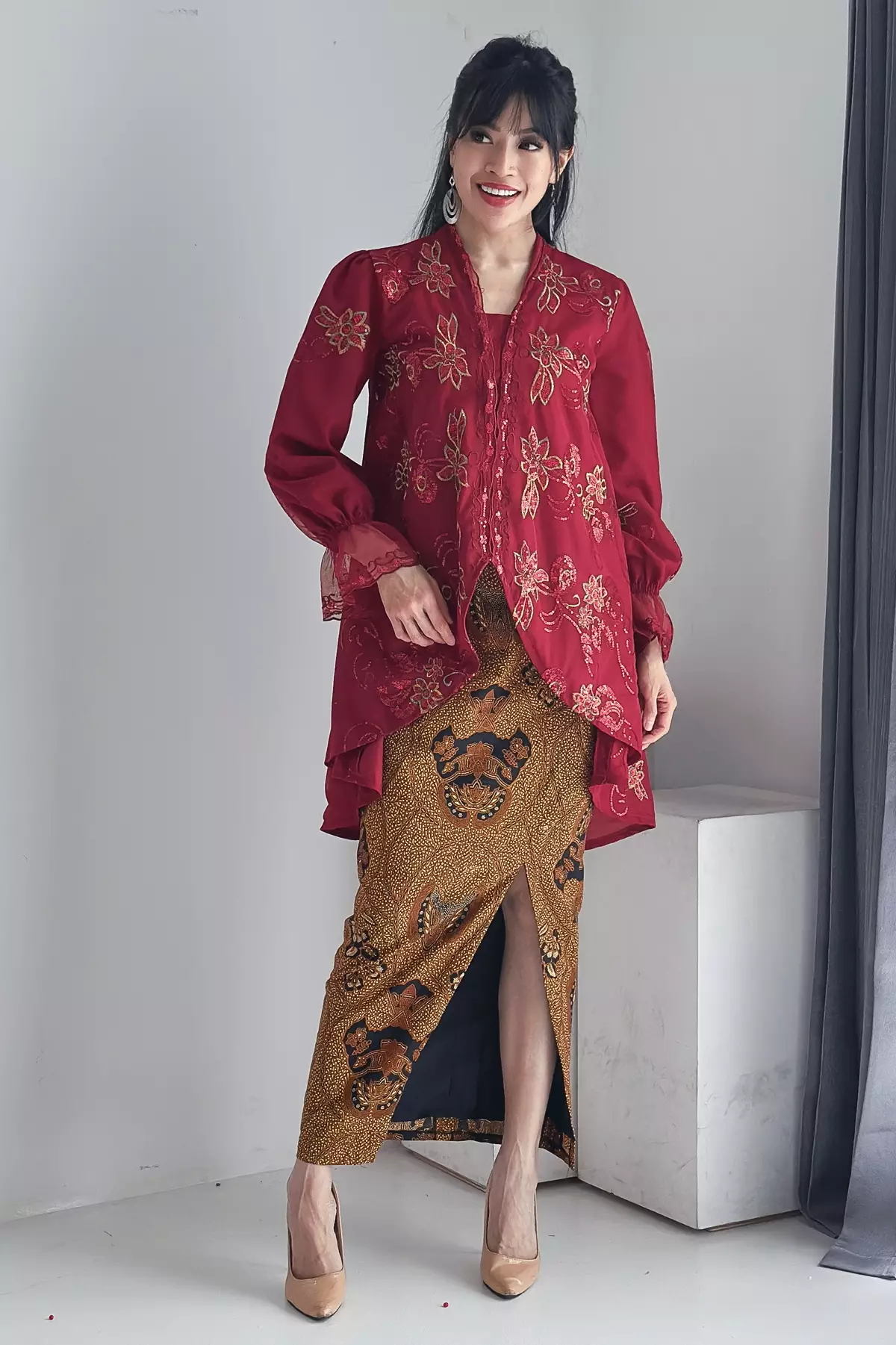 Widuri Asymetrical Raya Kebaya