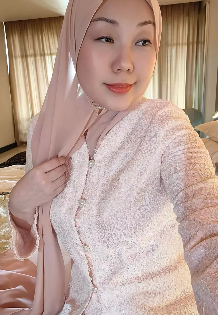 Pink 'V'neck Glitter Lace Top & Maxi Skirt Modern Kedah Kurung Hari Raya