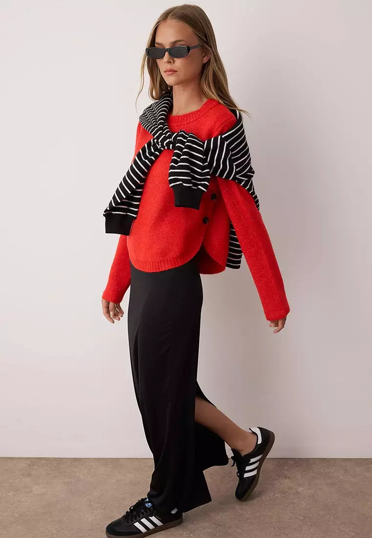 Red Wide Fit Soft Textured Button Detailed Knitwear Sweater