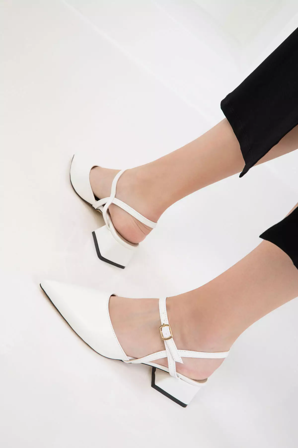White Women's Classic Heeled Shoes 20655