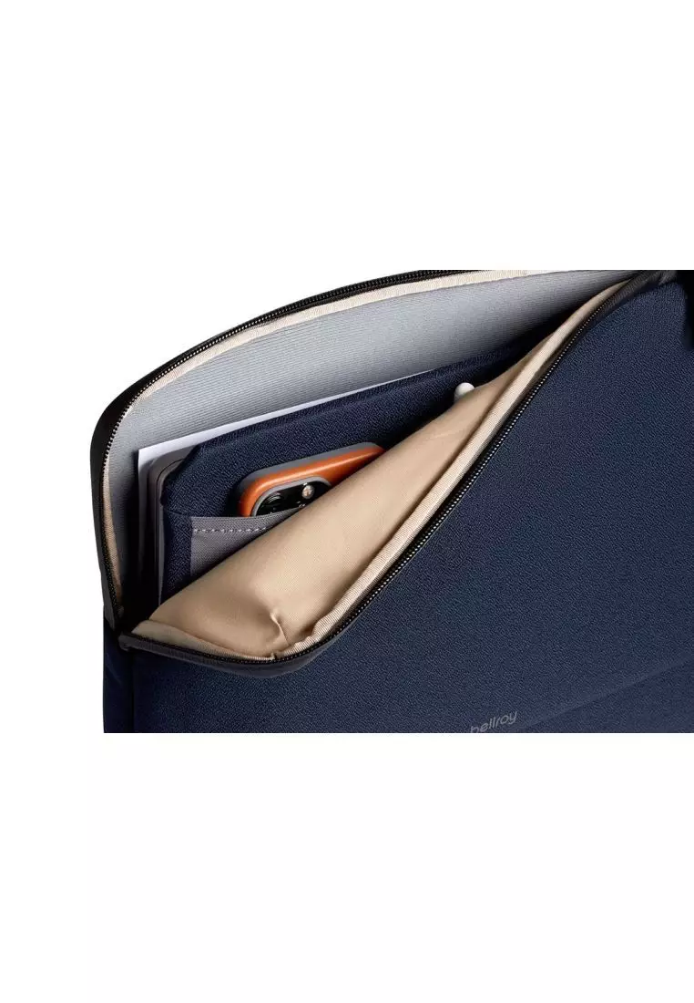 Bellroy Laptop Caddy 16" - Navy
