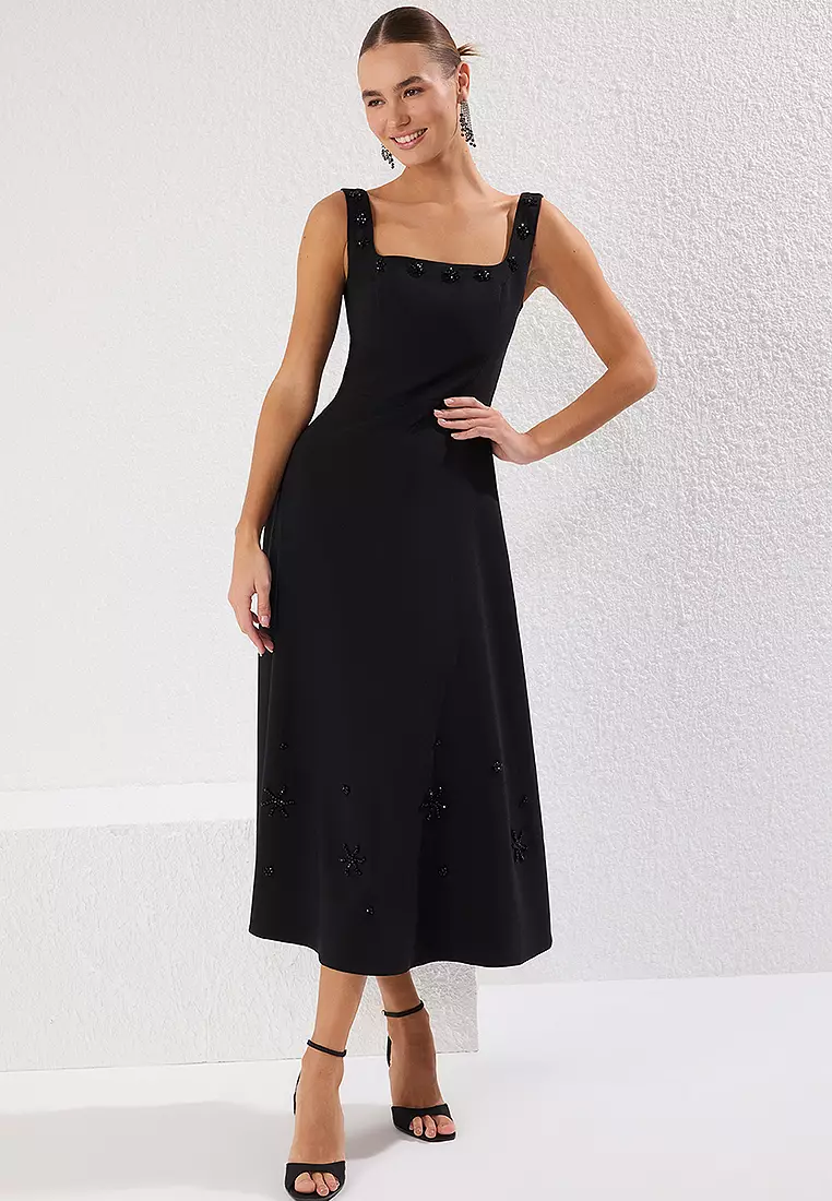 A-Cut Stone Accessory Detail Woven Midi Chic Dress