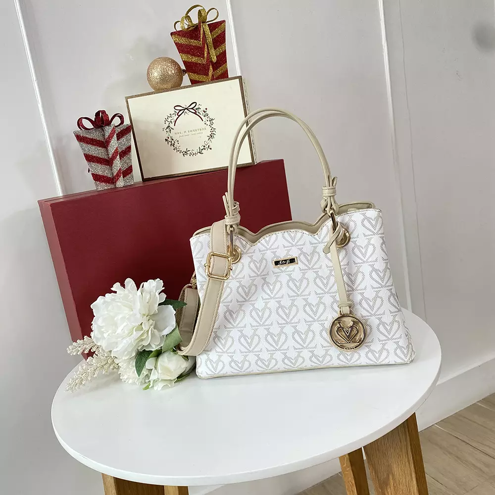En-ji Jihe Handbag - Cream