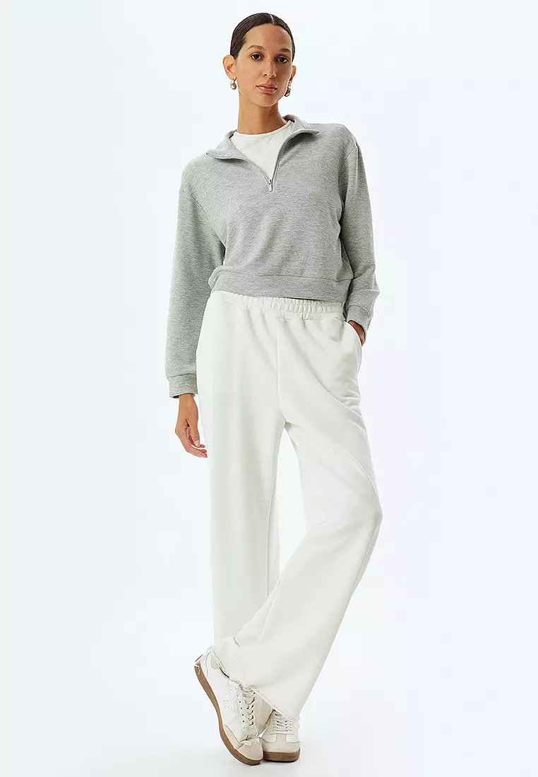 Basic Polo Neck Sweatshirt With Half Zipper Detail