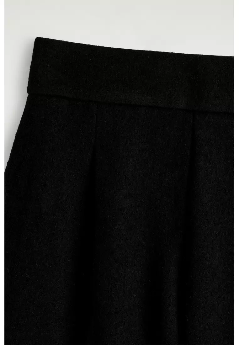 BOILED-WOOL BARREL-LEG TROUSERS