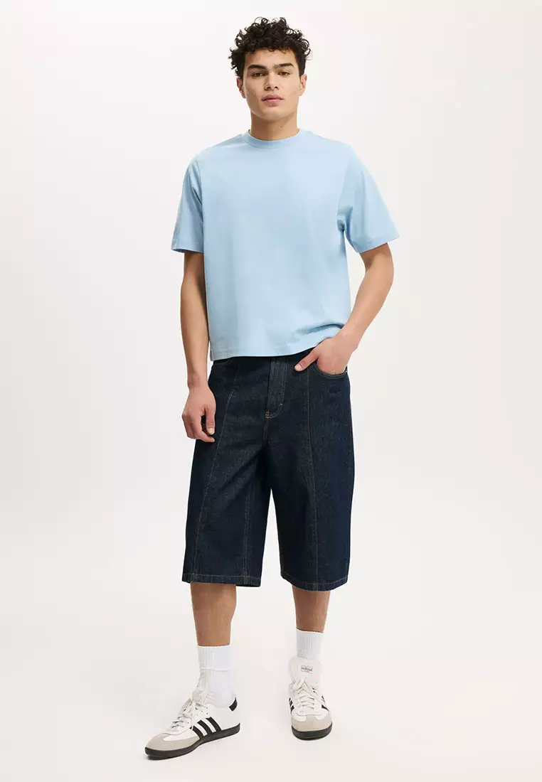 Cropped Fit T-Shirt