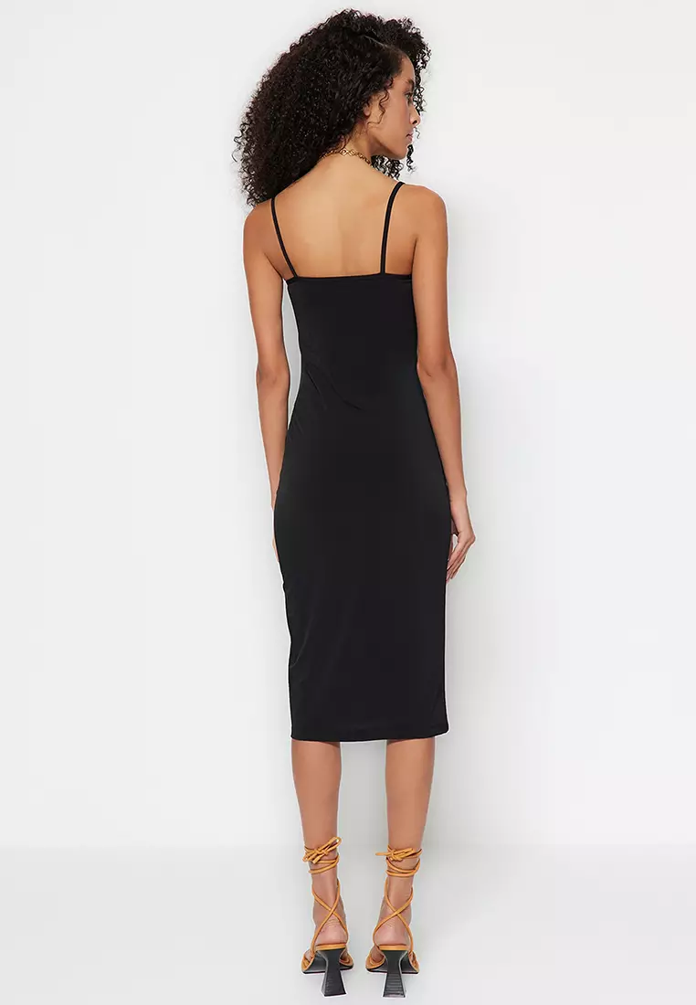 Black Ruched Strappy Bodycon Dress –