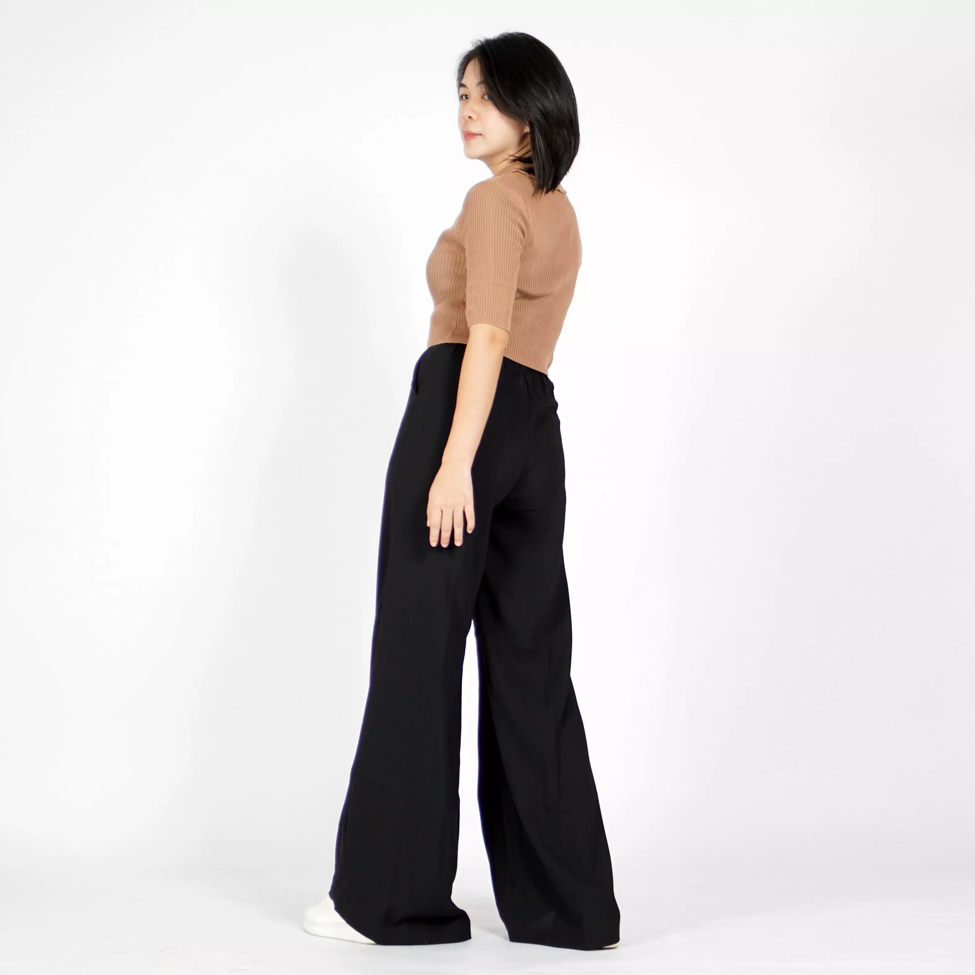  HANA Knit Crop Top Atasan Crop Rajut CropTop Rajut Gaya Korea - Milo