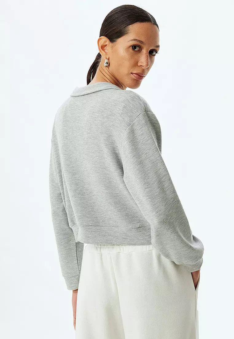 Basic Polo Neck Sweatshirt With Half Zipper Detail