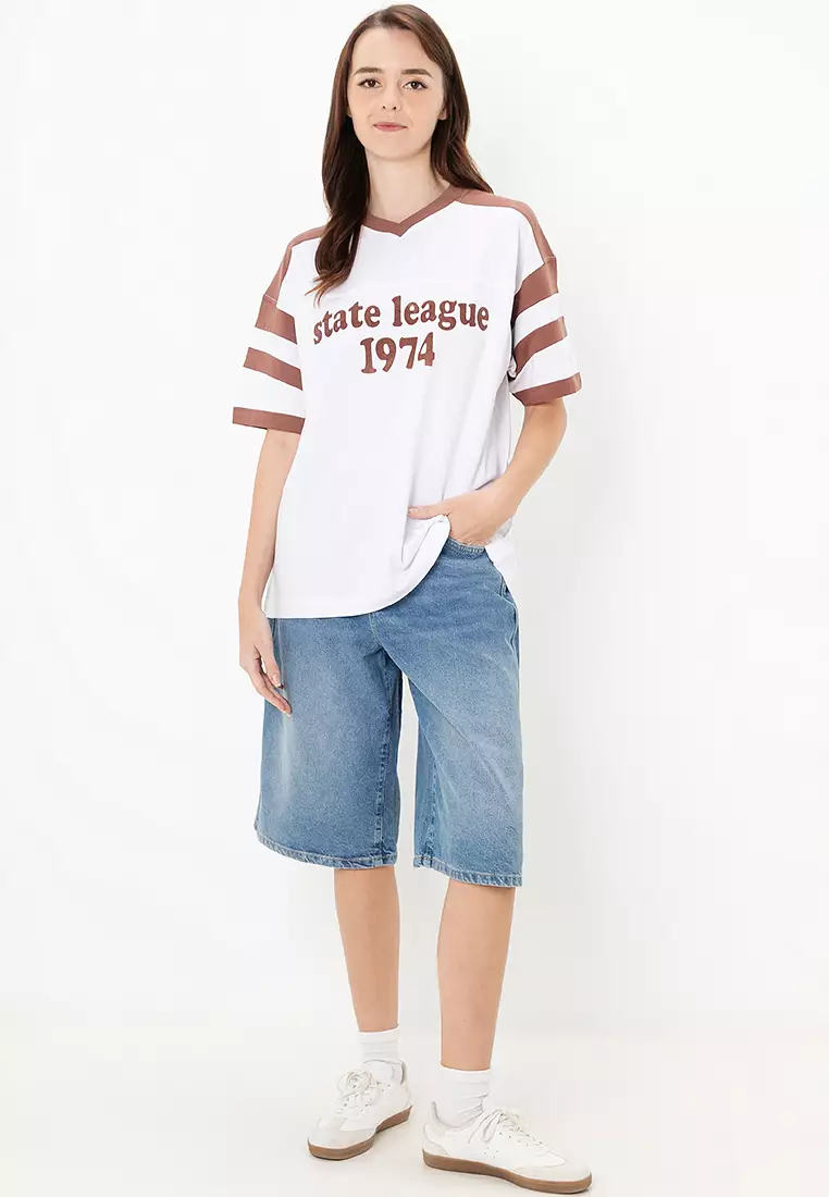 Buy Cotton On V Neck Retro Graphic Boxy Tee 2025 Online | ZALORA