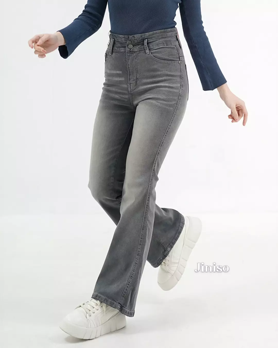 Ultra Highwaist Cutbray Stretch Jeans 616 HANGOUT