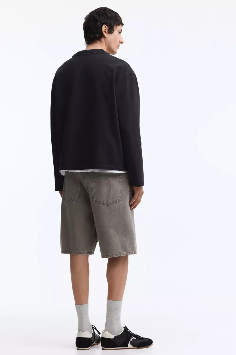 Relaxed denim shorts