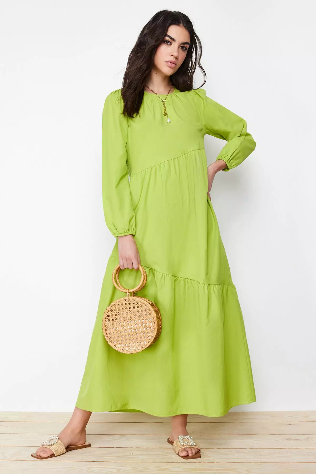 Gathering Detailed Dress